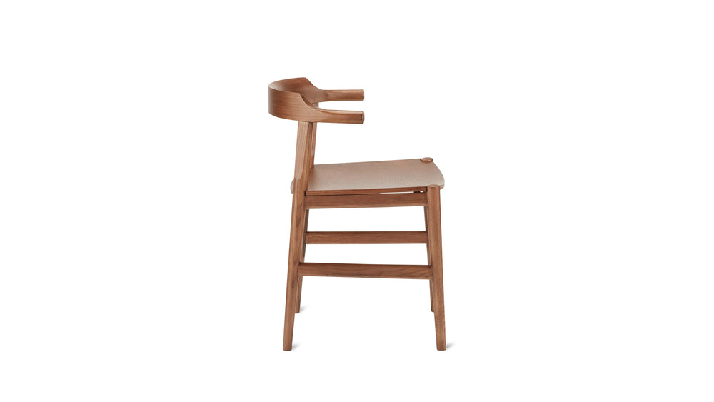 Silla de comedor Tuck In, asiento de madera, nogal teñido