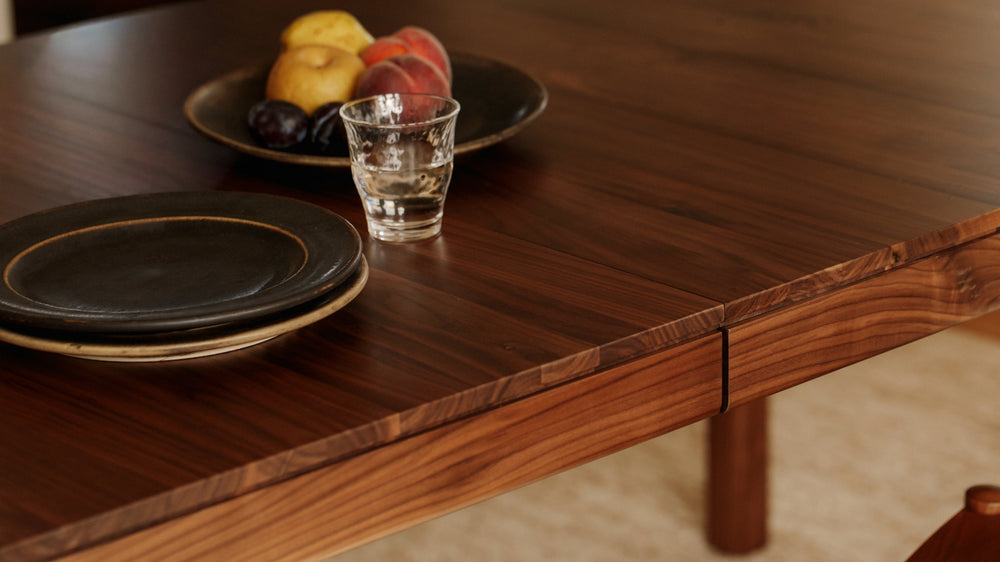 Mesa de comedor extensible Bridge, para 6-12 personas, nogal americano