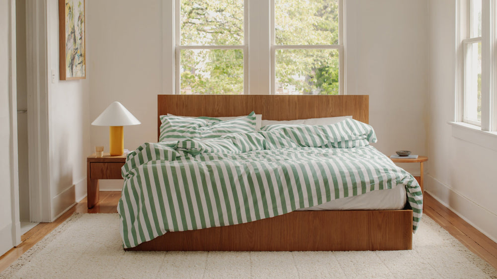 Cama con almacenamiento Form, King, roble blanco