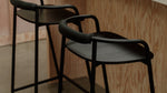 Banqueta de altura para mostrador — negra