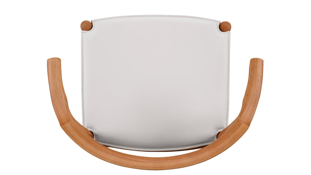 Silla de comedor Tuck In con cojín negro, roble teñido