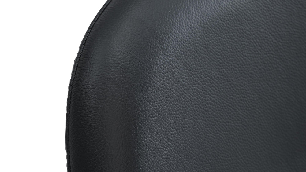 Silla de comedor Dine In (juego de dos), roble/cuero negro