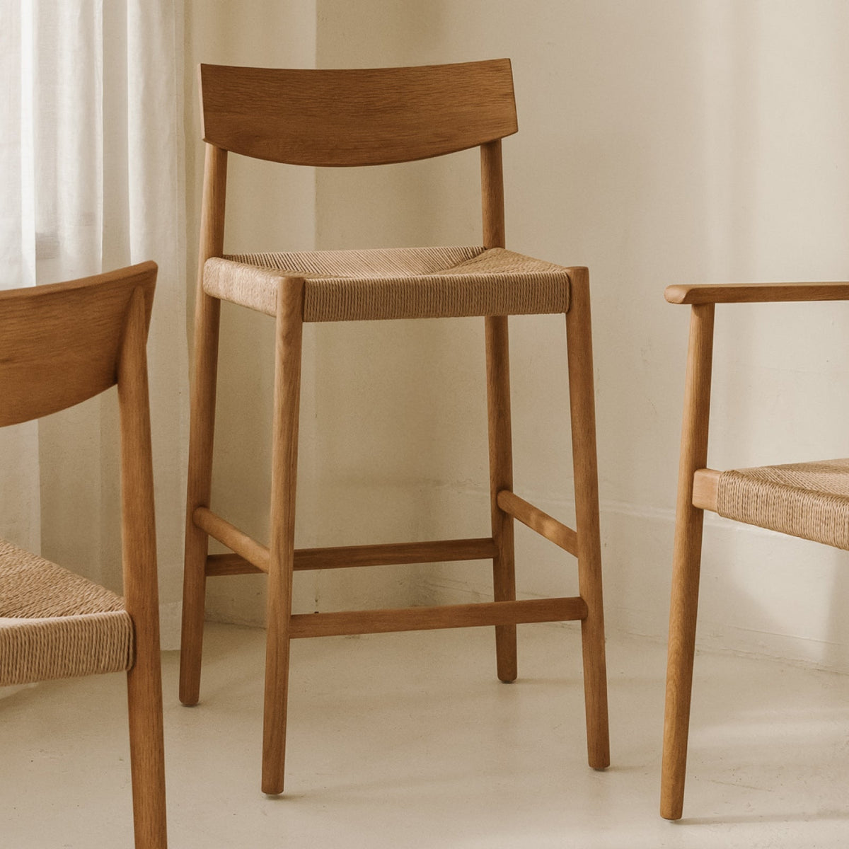 Banqueta de mostrador Dinner Guest, roble blanco / asiento de papercord natural