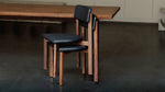 Silla de comedor Frame, nogal, caviar