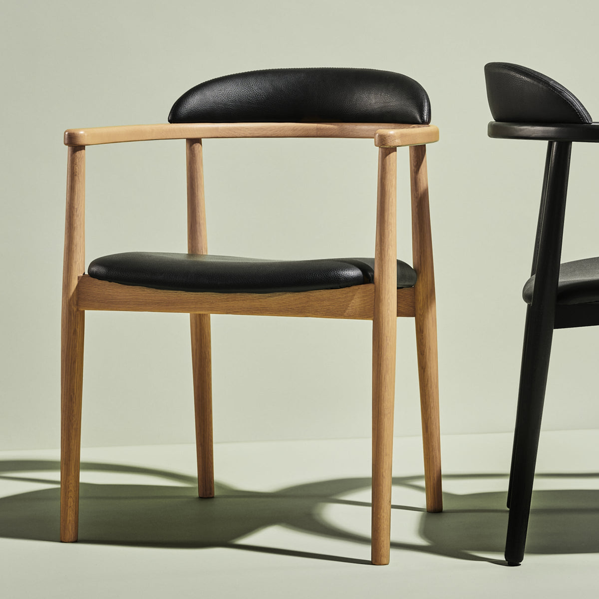Silla de comedor Count On Me, roble, asiento negro