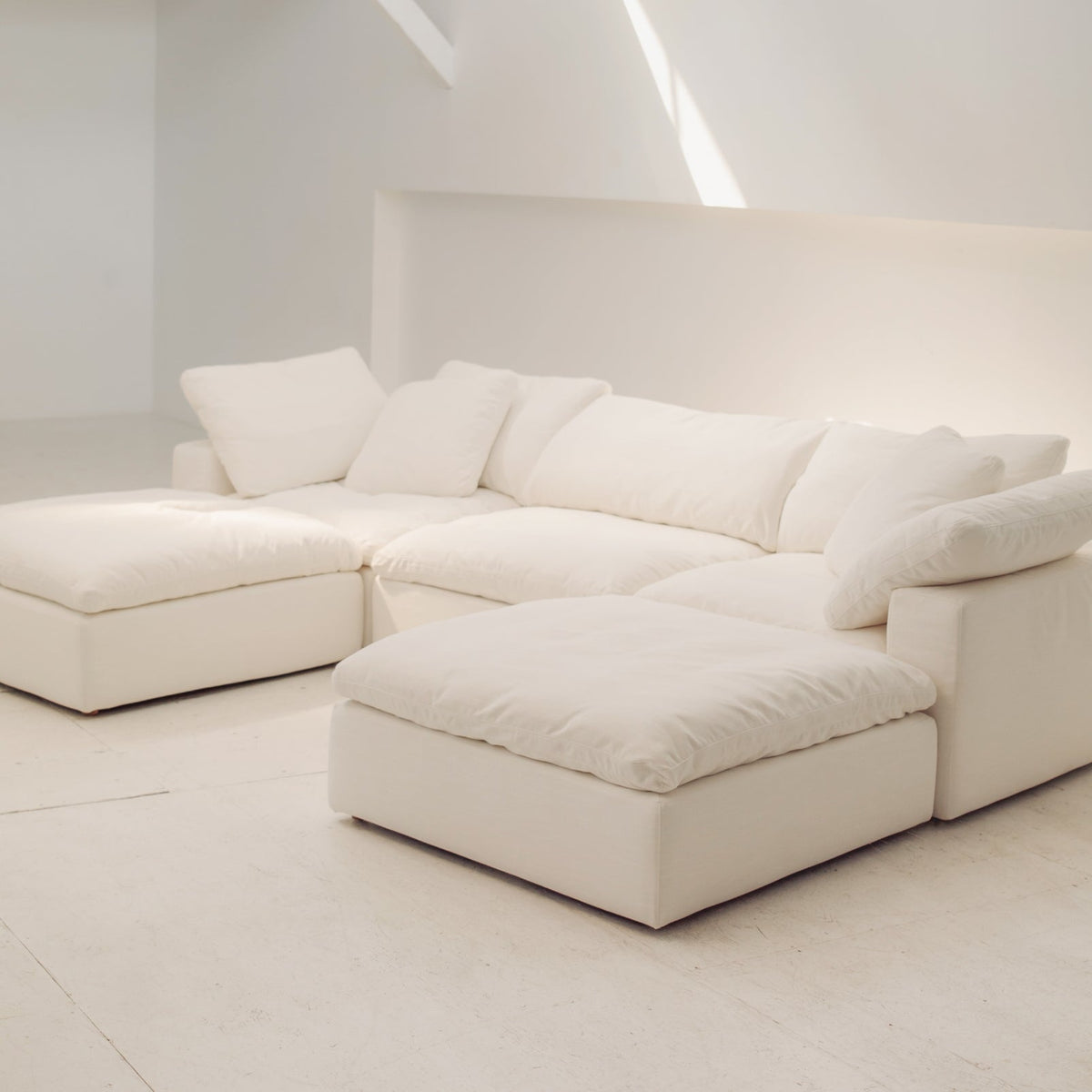 Seccional modular en forma de U Movie Night™ de 5 piezas, grande, en lino color crema