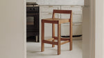 Taburete Plane, para mostrador, roble